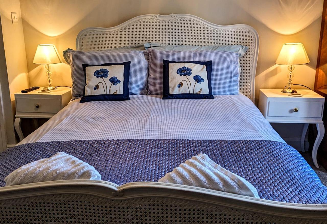 הלסטון Britannia House Vintage B&B Cornwall מראה חיצוני תמונה